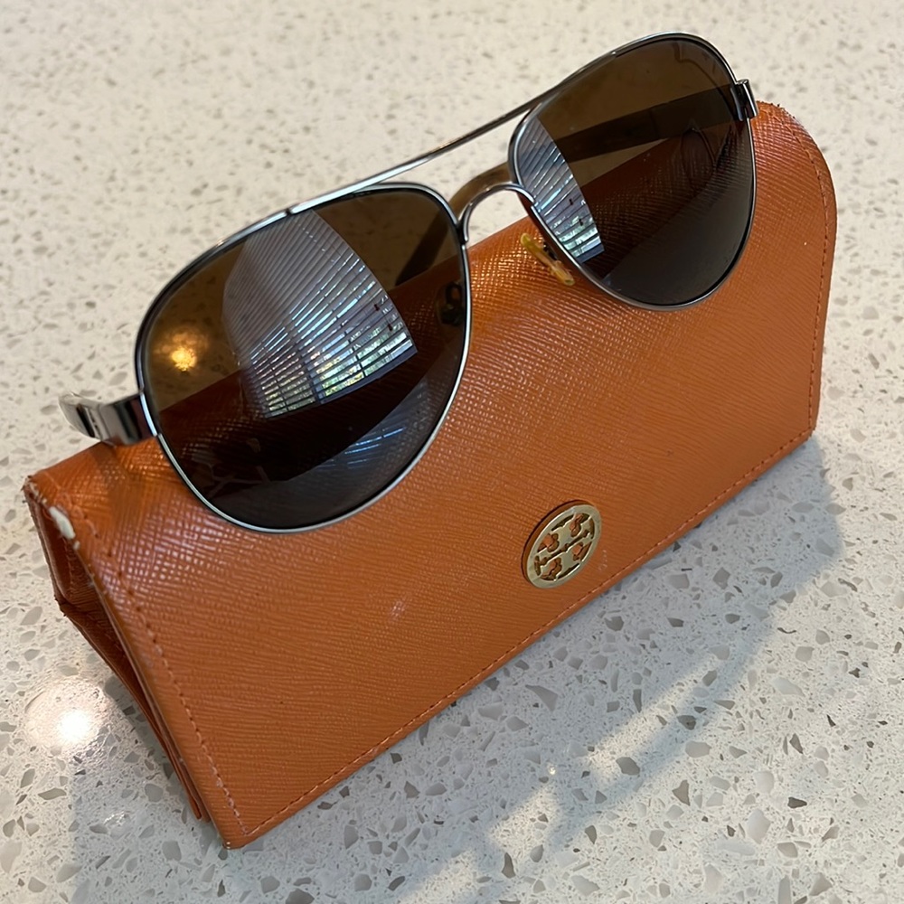 Tory Burch Polarized Aviator Sunglasses with case